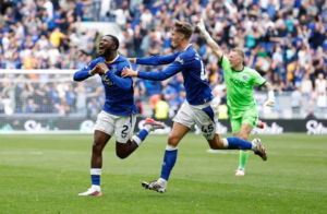 Maitland-Niles rescues Everton against Manchester United (News Central TV)