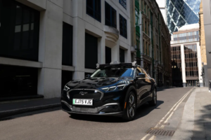 Robotaxi, London (NewscentralTV)