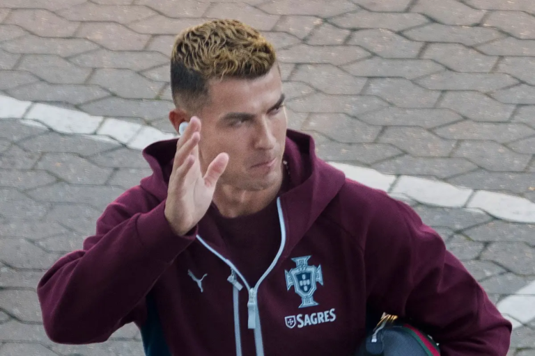 Ronaldo Leaves Portugal Camp After Being Dropped