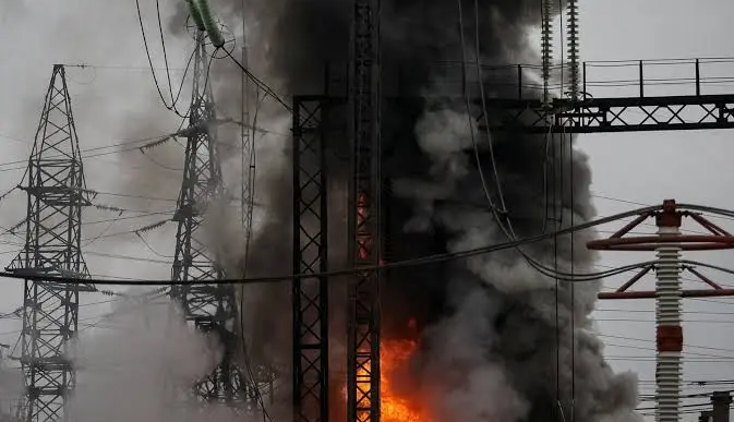 Russian Strikes Damage Kyiv Power Grid (NewsCentral TV)