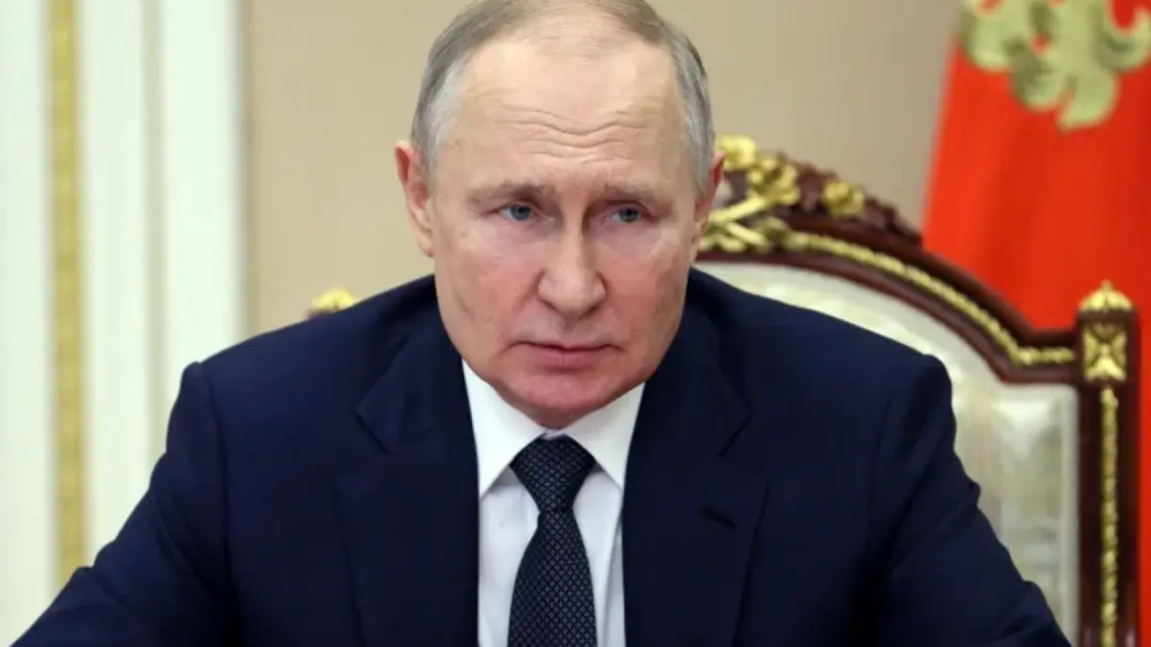 Kremlin Says Ukraine Talks Could Resume in October (Newscentraltv)