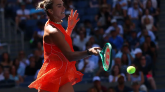 Sabalenka edges Noskova in US Open semis push (News Central TV)