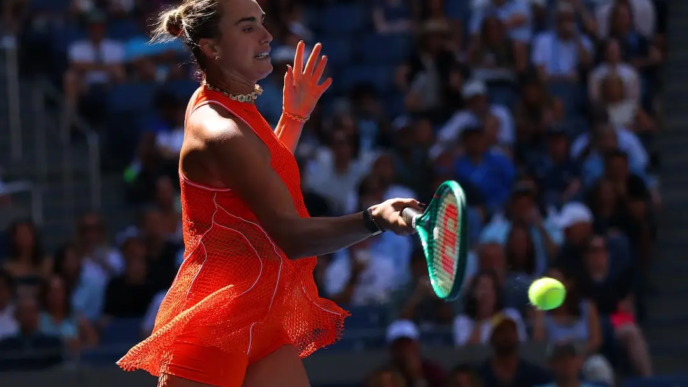Sabalenka edges Noskova in US Open semis push (News Central TV)