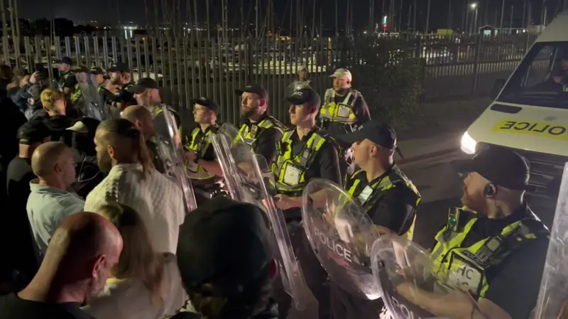 UK Vows Action After Anti-Migrant Protests (News Central TV)
