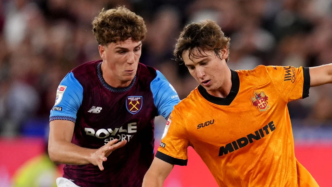 West Ham beat Wolves 4-2 for their first win (News Central TV)