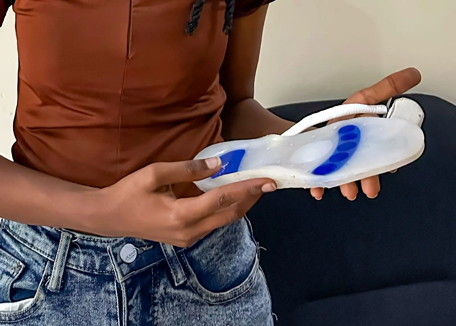 Rwandan builds smart insole to stop amputations (News Central TV)