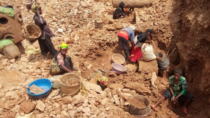 Sudan gold mine collapse kills at least 60 (News Central TV)