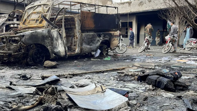 Militant Attack Kills 11 at Security Checkpoint in Pakistan