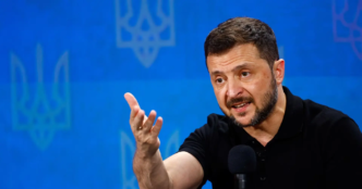Zelenskyy warns drones make Russian airspace unsafe (News Central TV)