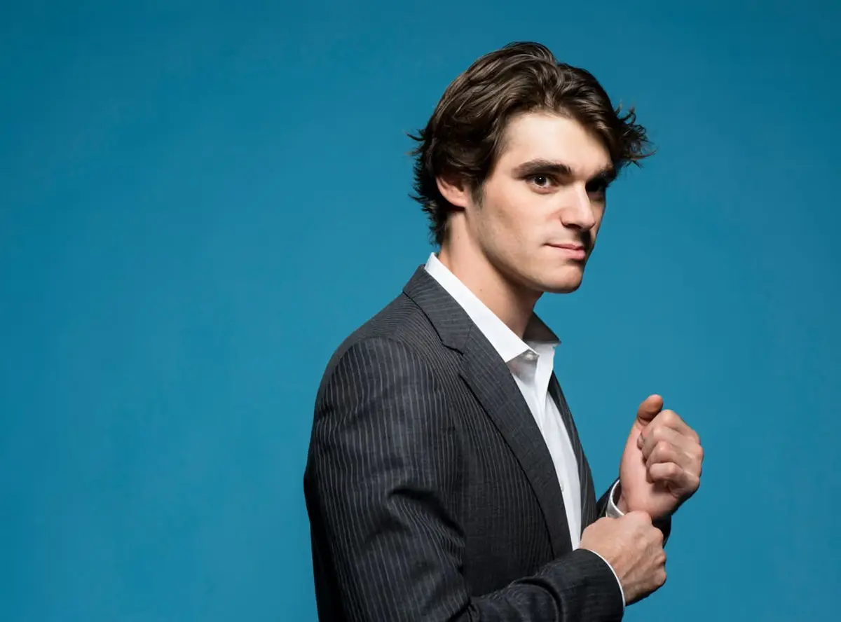 'Breaking Bad' Actor RJ Mitte Dies at 34