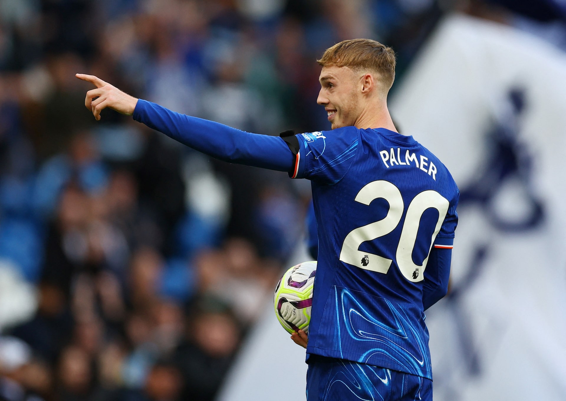 Cole Palmer signs Chelsea deal until 2034 (News Central TV)