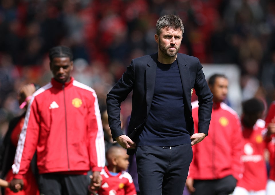 Carrick unsure of Man Utd's future after defeat (News Central TV)