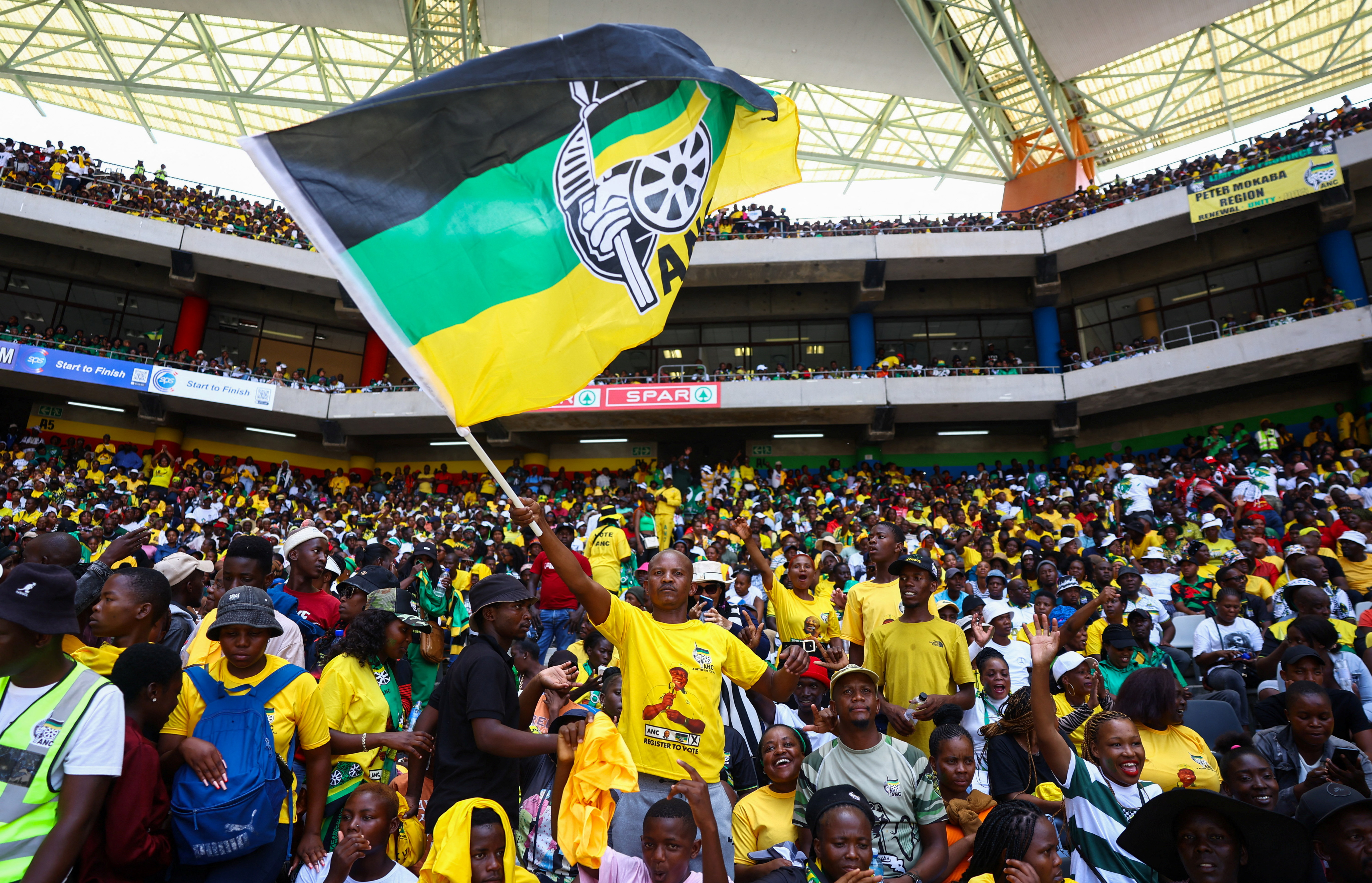 Basic services and fading loyalty shake South Africa's vote (News Central TV)