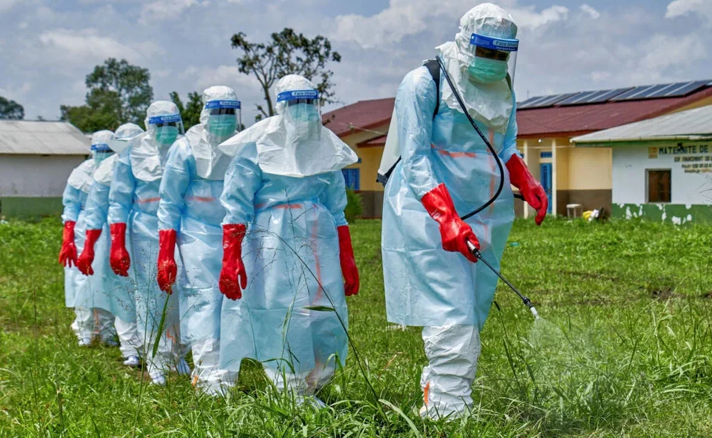 Nigeria puts 46 Ebola contacts on the no-fly list (News Central TV)