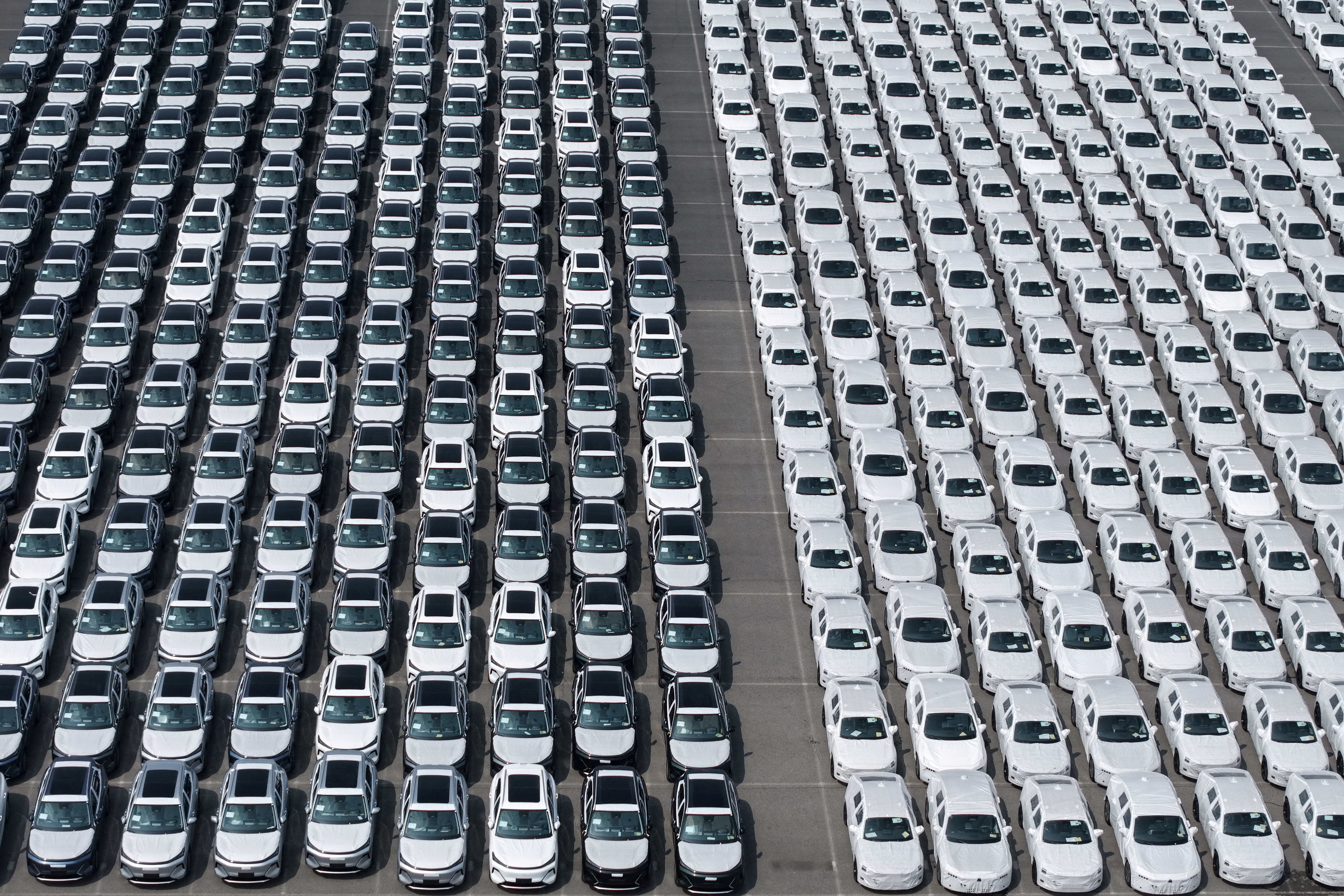 China agrees to ‘moderate' car exports to Europe (News Central TV)