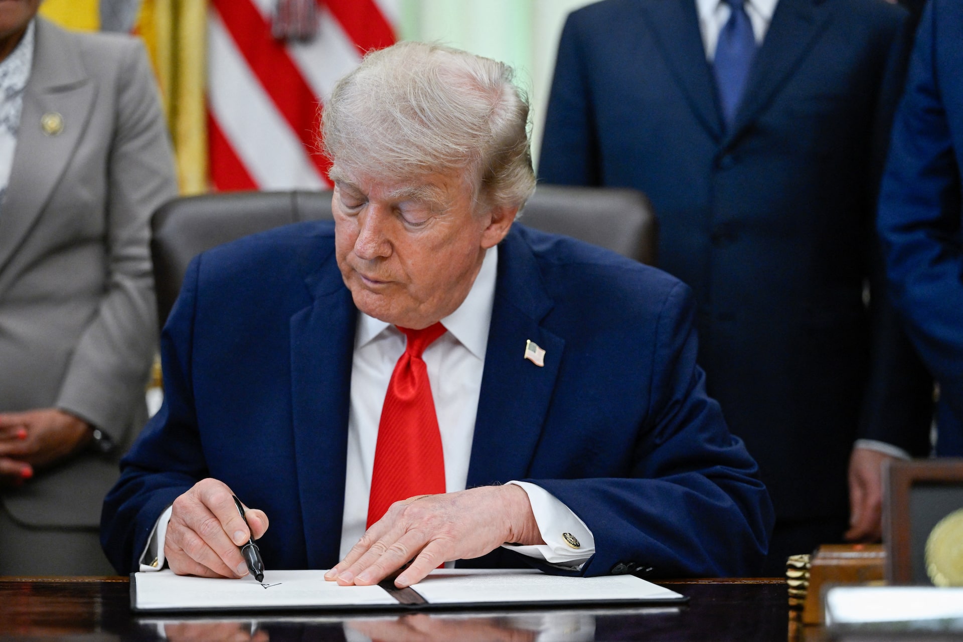 Trump questions live execution plan (News Central TV)