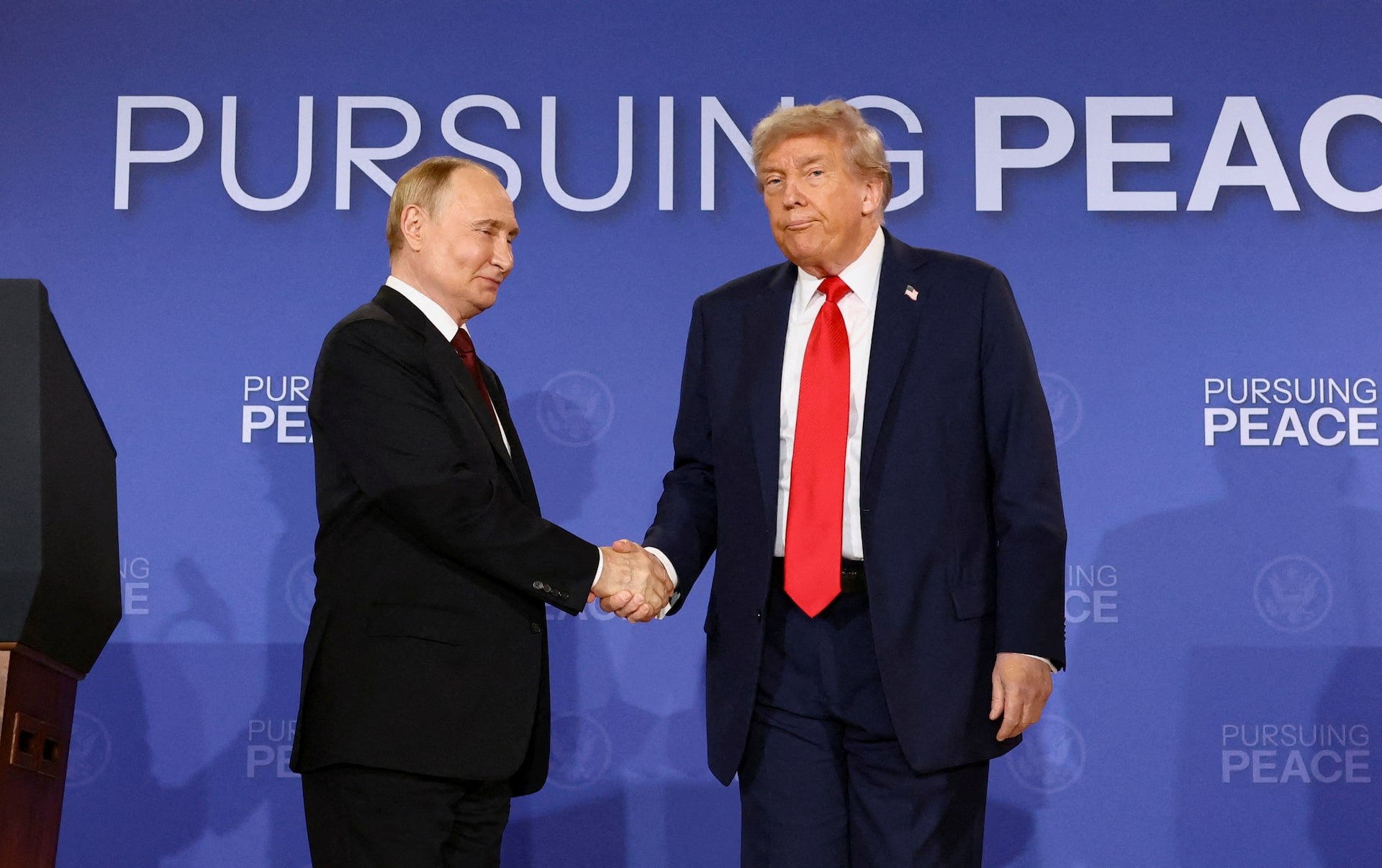 Trump to speak to Putin on plague (News Central TV)