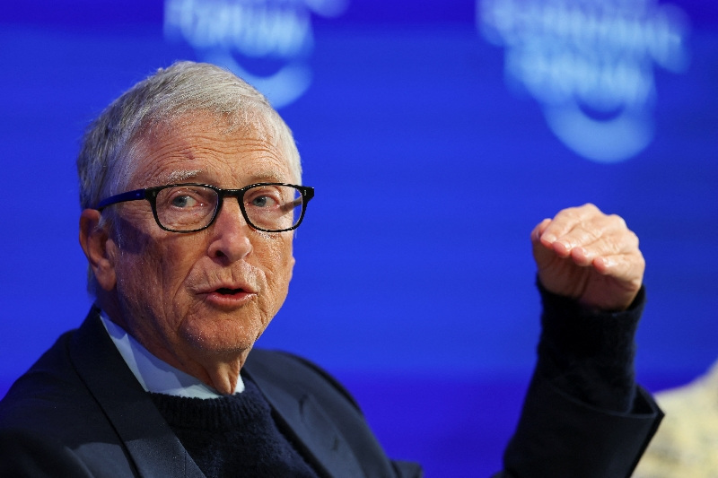 Bill Gates: AI cyberattacks are the most imminent risk (News Central TV)