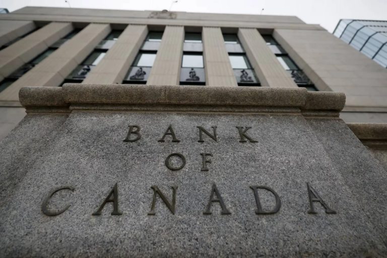 Canada Hikes Rates to Contain Oil Price Surge