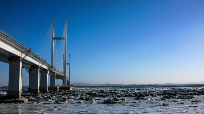 ChinaNkoreaDiplomacyBridgeEconomy