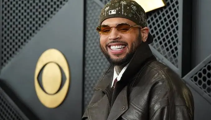 Chris Brown Avoids Jail After London Nightclub Assault(News Central TV)