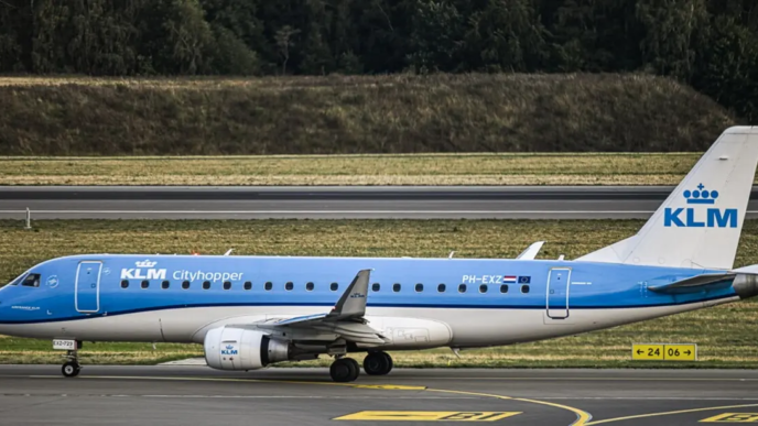 Storm Boelo Forces Flight Cancellations at Amsterdam Airport