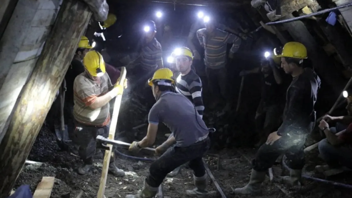 Five Dead After Mine Collapse in Western Turkey