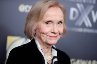 Actress Eva Marie Saint dies at 102 (News Central TV)