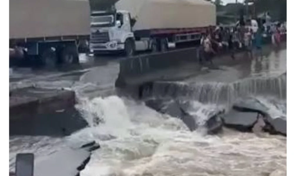 Flood Damages East-West Road in Delta (NewsCentral TV)1