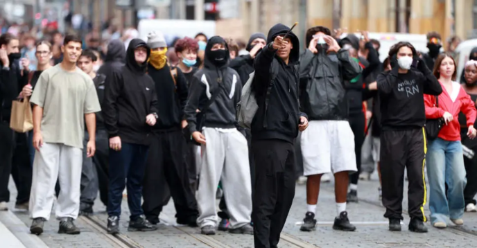 France Closes 400 Schools Over Student Protests (NewsCentral TV)