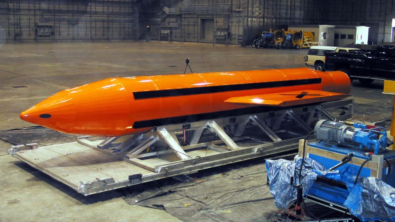 US weighs MOAB strike on Iran, CNN reports (News Central TV)