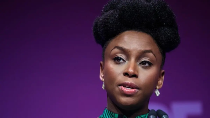 author Chimamanda Ngozi Adichie