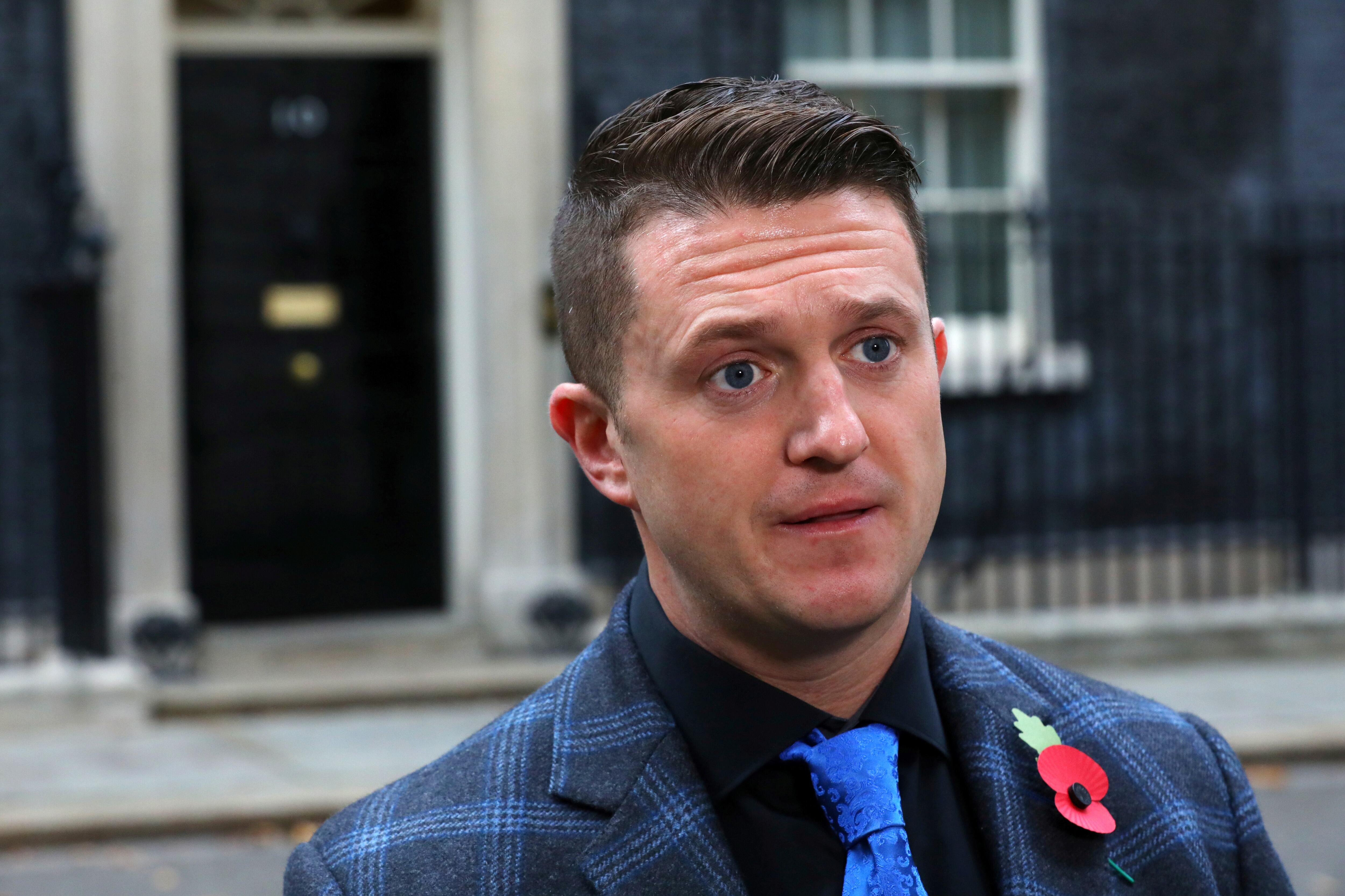 UK jury convicts Tommy Robinson of harassment (News Central TV)