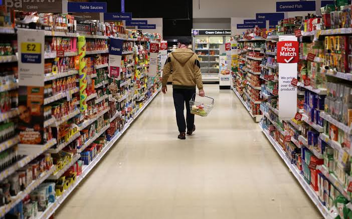 Tesco to exit Czech and Slovak food markets (News Central TV)