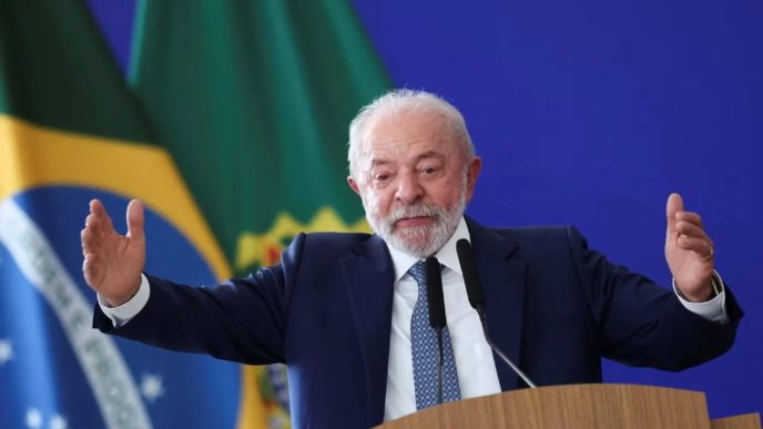 Brazil scraps petrol tax before runoff election (News Central TV)