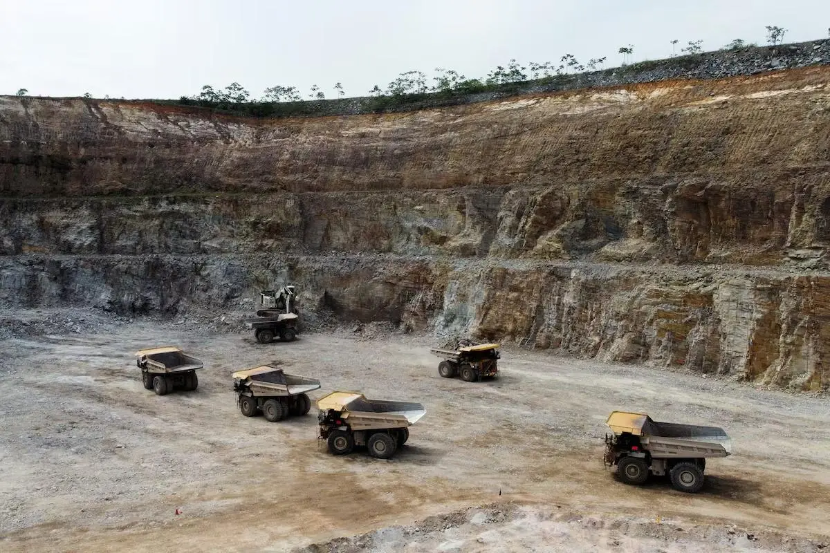 Ghana to restore 20-year lease limit in mining bill (News Central TV)