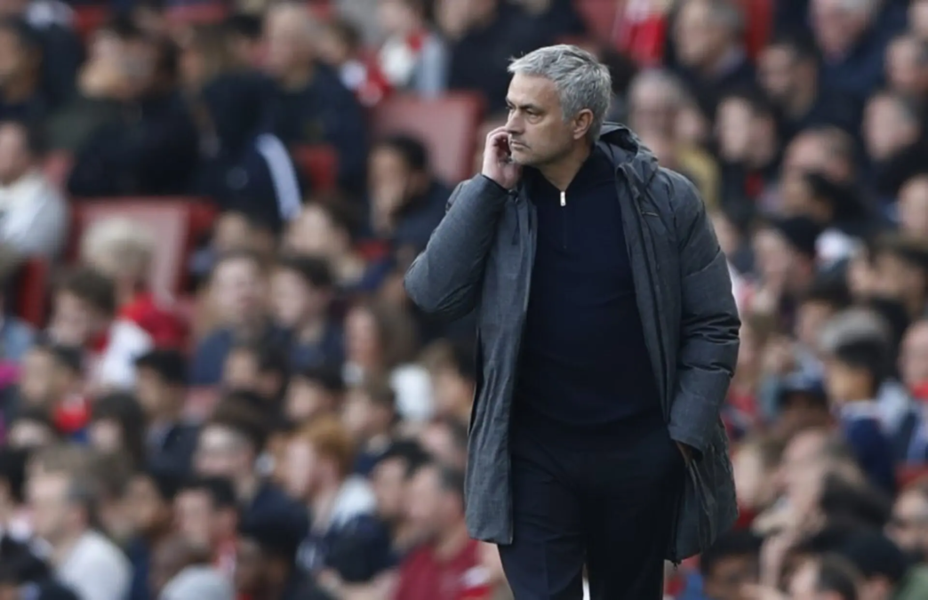 Mourinho calls Barca comparisons unfair (News Central TV)