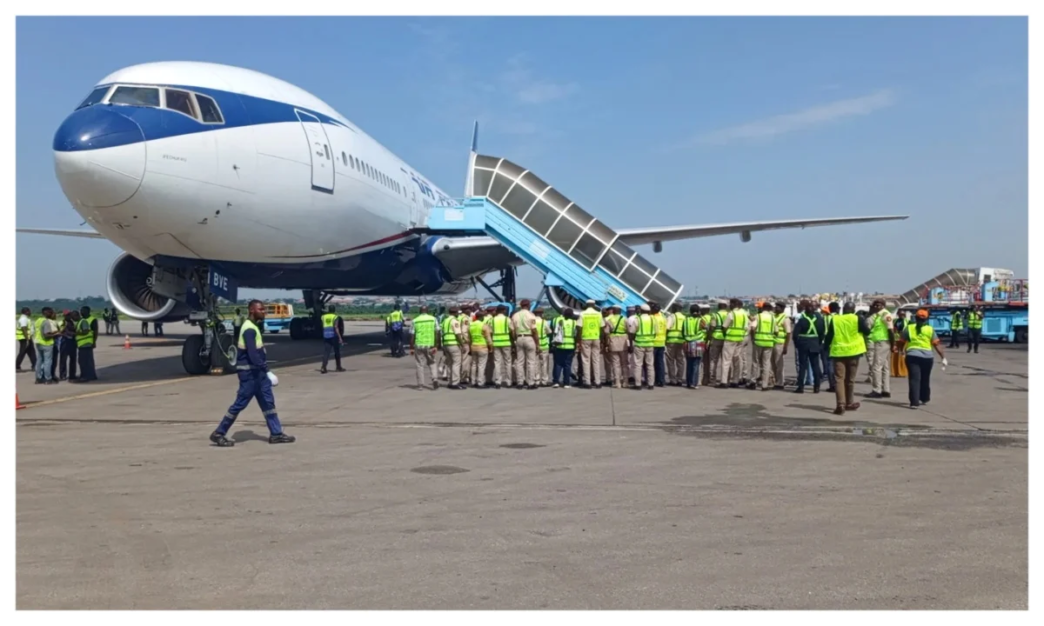 Nigeria Evacuates 111 Citizens From South Africa (NewsCentral TV)2