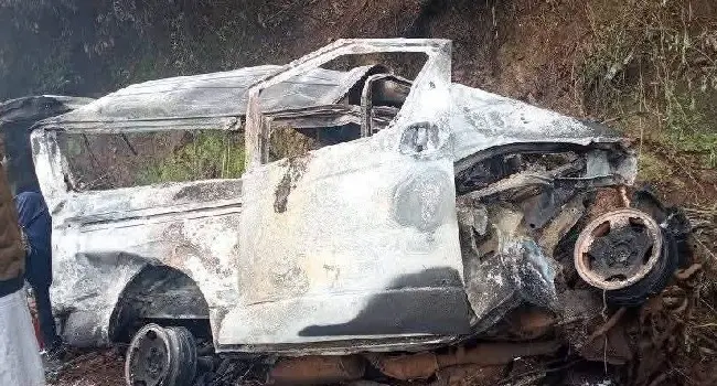 Plateau Road Crash Kills 20, Leaves Vehicles Burnt (NewsCentral TV)