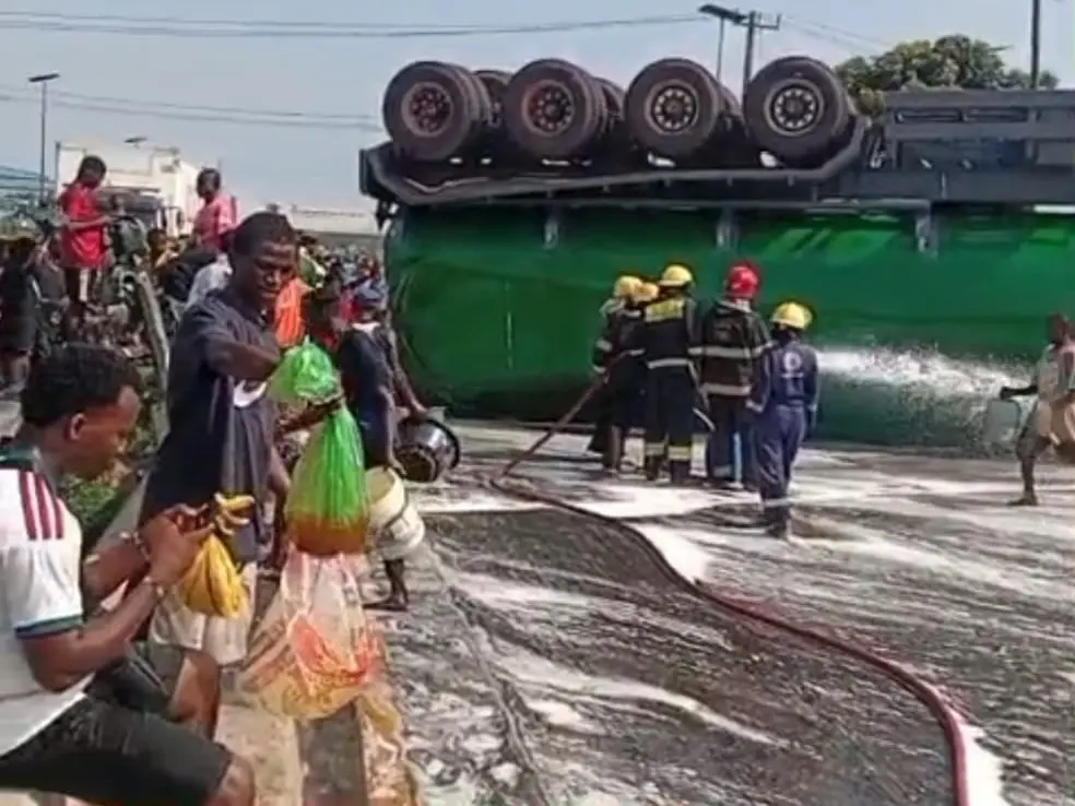 Spilled Groundnut Oil Unsafe for Consumption, Lagos Warns(News Central TV)