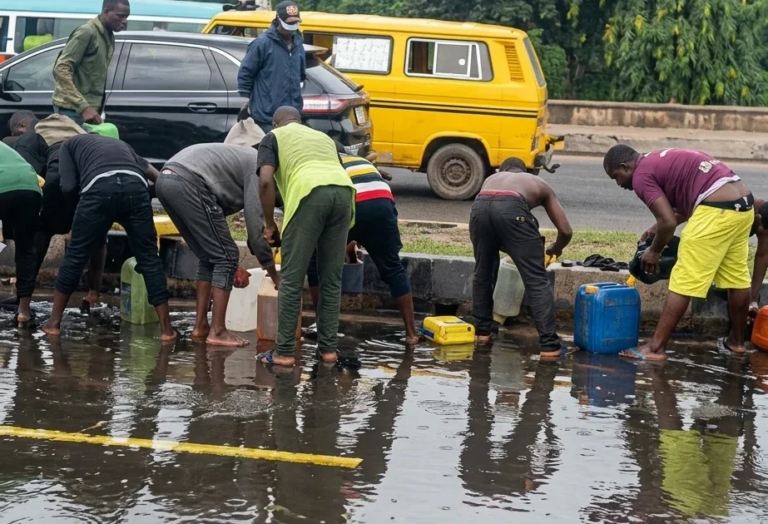 Lagos Cautions Against Buying Spilled Groundnut Oil