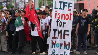 Thai Demonstrators Challenge IMF and World Bank (News Central TV)