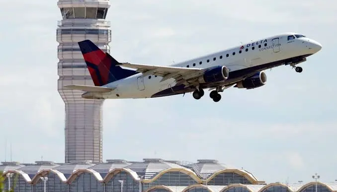 US Lifts Restrictions On Mexico City Flights