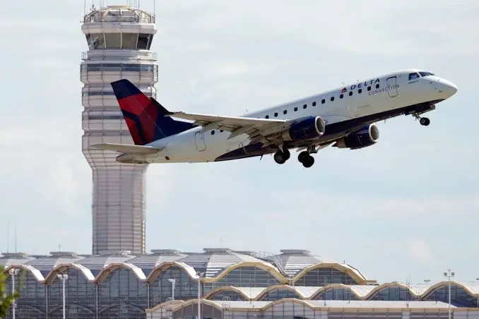 US Lifts Restrictions on Mexico City Flights