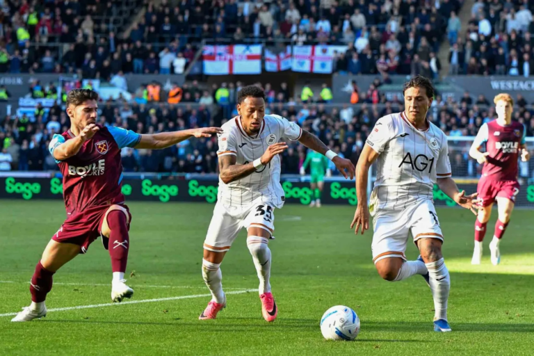 West Ham Edge Swansea to Close Title Gap