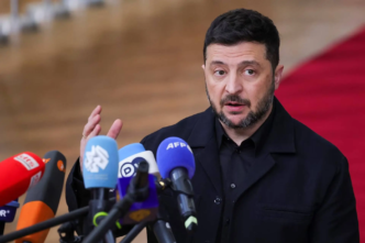 Zelensky says that Trump may lift more Russia sanctions (News Central TV)