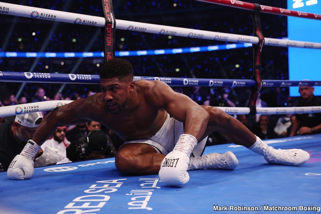 Anthony Joshua Determined to Fight On Despite Knockout Loss to Dubois