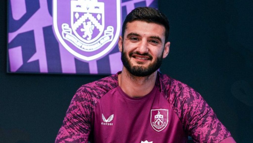 Armando Broja Leaves Chelsea for Burnley