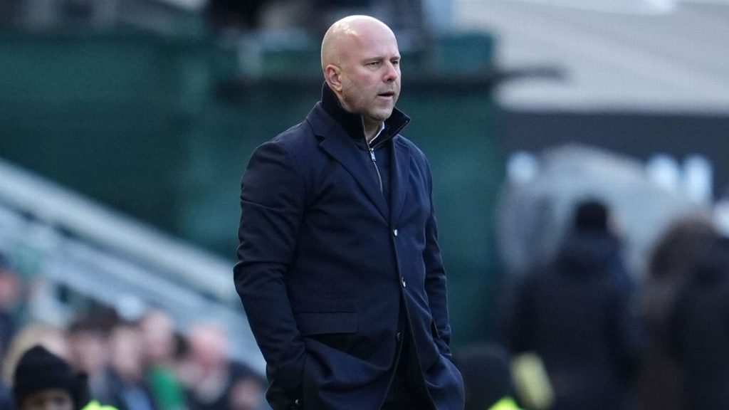 Arne Slot Disappointed as Liverpool Stunned by Plymouth in FA Cup