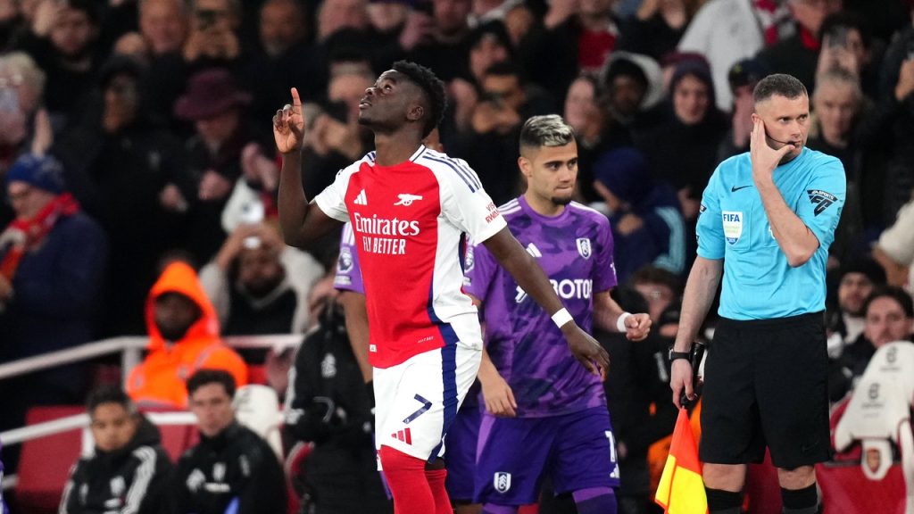 Arsenal Edge Past Fulham with Saka's Return Goal and Merino's Strike
